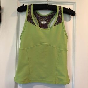 $ Moving Comfort women's athletic tank size small